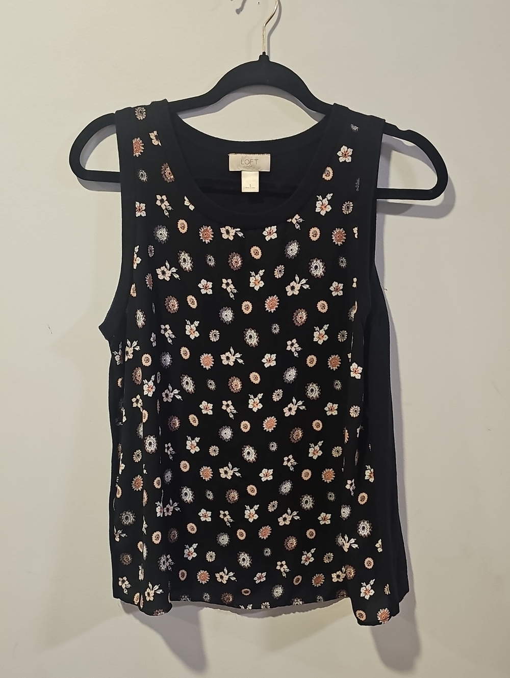 LOFT Black Floral Sleeveless Tank Top